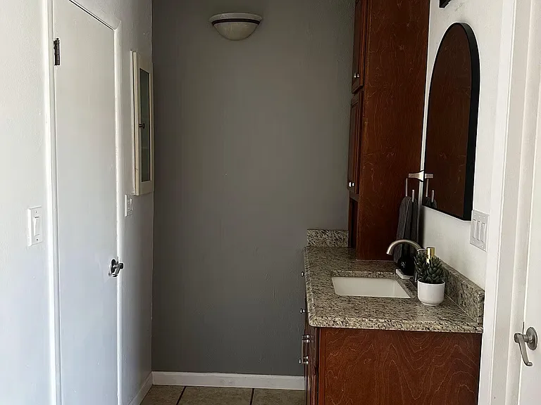 1633 Charles Owens Dr E — Photo 17