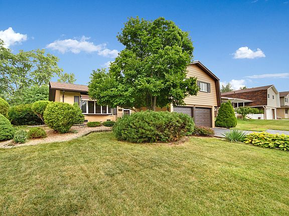 2nd image of 6342 Honey Ln