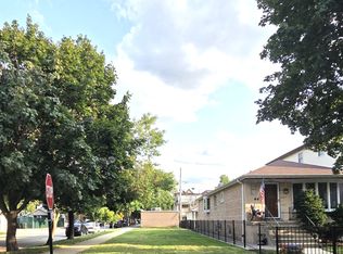 501 W 44th Pl, Chicago, IL 60609