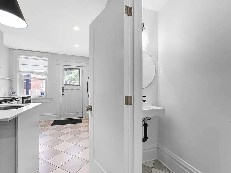 117 Hopewell Ave — Photo 13