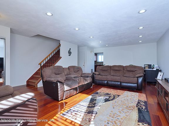 2nd image of 25 Ivy Ct