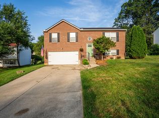 8 S Bellewood Ct, Alexandria, KY 41001