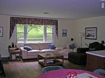 3rd image of 931 Dogwood Hill Rd