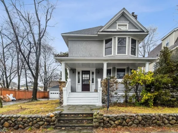59 Tuxedo Ave, Hawthorne Boro, NJ 07506