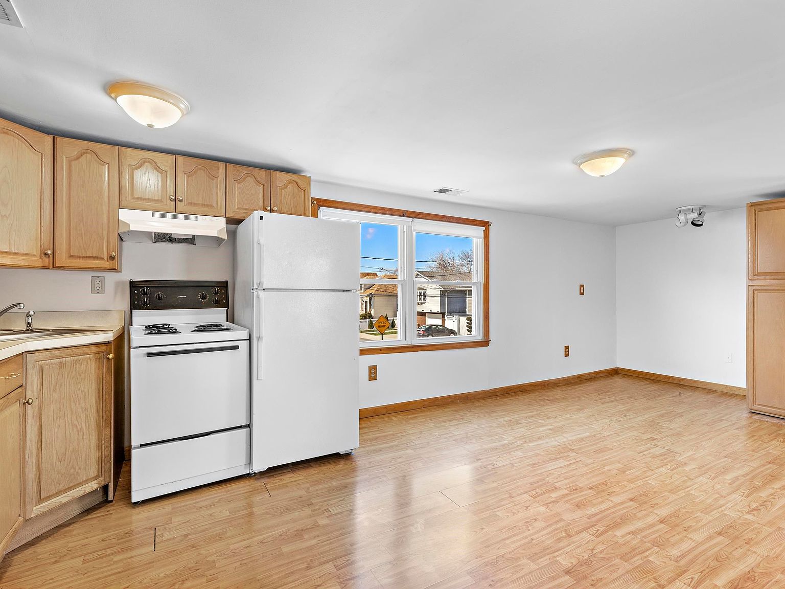 810 2nd St FLOOR 2, Secaucus, NJ 07094 Zillow