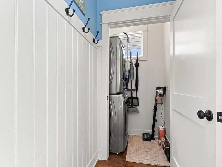 Laundry Room Cabinet