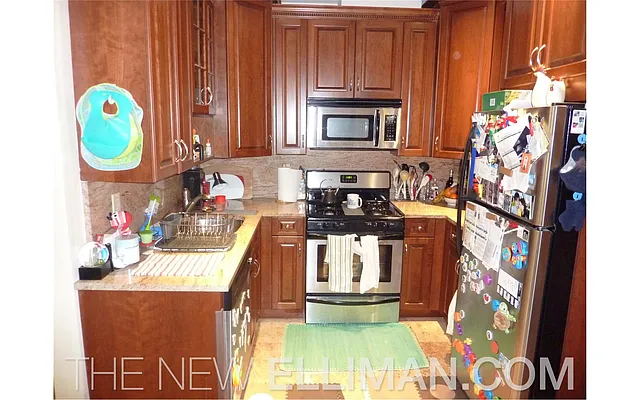 Rented by Douglas Elliman | media 26