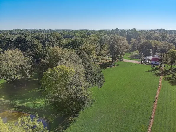 10521 Owens Chapel Rd, Springfield, TN 37172