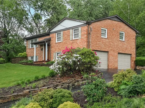 4610 School Dr, Allison Park, PA 15101