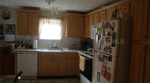 3rd image of 1209 SE 9th Ave