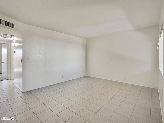3rd image of 4177 N Western Winds Dr