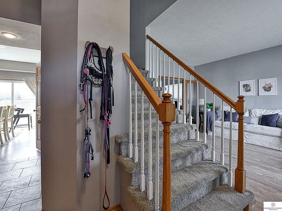 4th image of 1001 Valleyview Dr