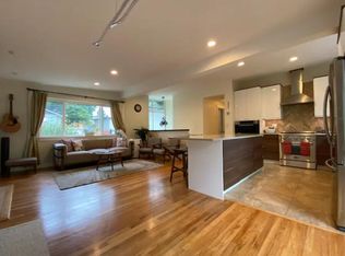 155 159th Ave SE, Bellevue, WA 98008