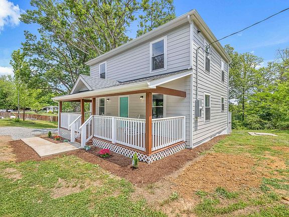 3rd image of 3418 Ridge Rd
