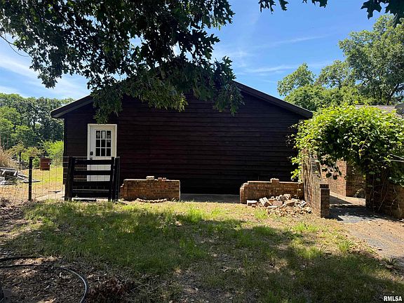 4th image of 1110 County Road 960n