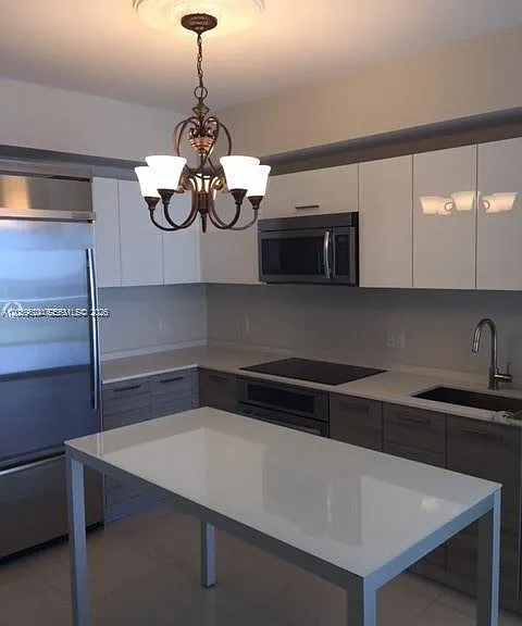 1300 Brickell Bay Dr #1707 — Photo 8