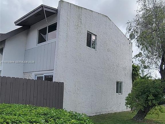 5th image of 11396 SW 65th St