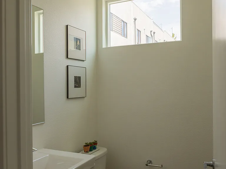 1557 Verbena Way — Photo 16
