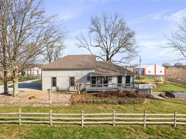 843 NW 825th Rd, Centerview, MO 64019