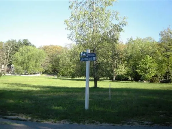 N Seminole Rd, Pentwater, MI 49449