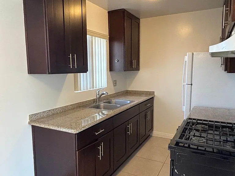 5245 Via San Delarro St #B — Photo 7