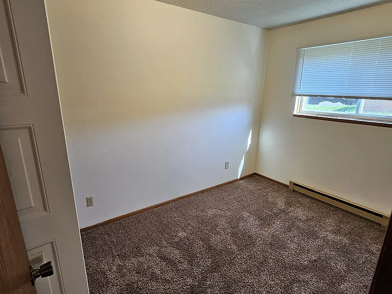 530 5th St E #104 — Photo 12