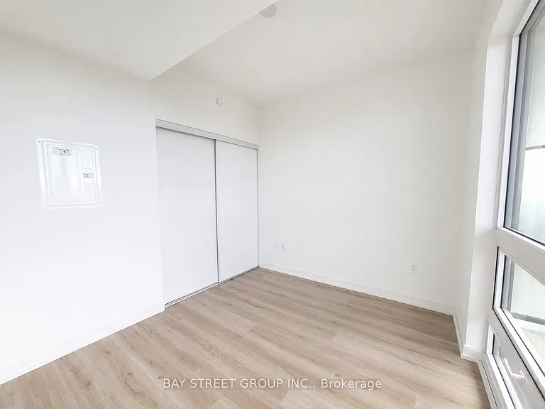 395 Bloor St E #4503 — Photo 9