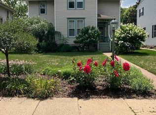 143 W Laflin Ave, Waukesha, WI 53186