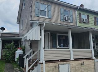 30 W Ridge St, Coaldale, PA 18218