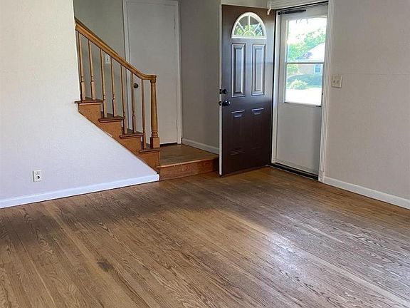 4th image of 2417 Orange Ave