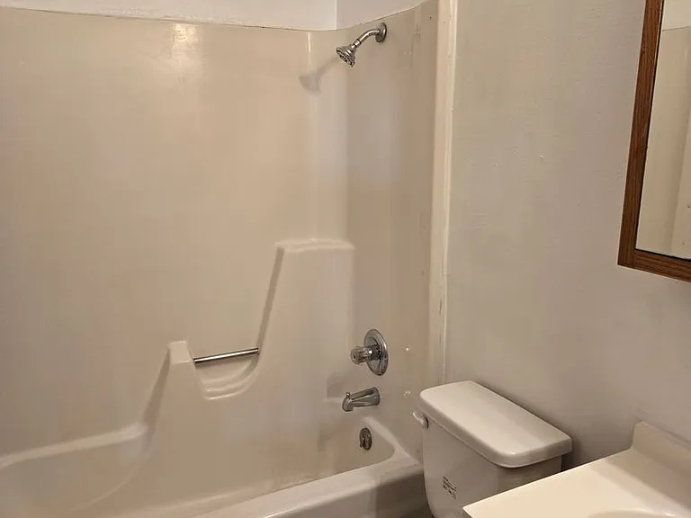 520 Lynnwood Ln — Photo 19