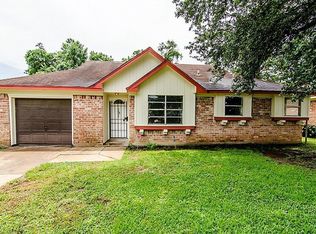 10122 Valley Breeze Dr, Houston, TX 77078