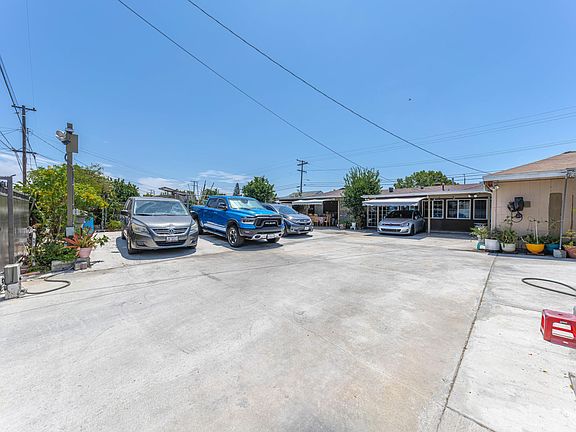 3rd image of 8591 Chapman Ave