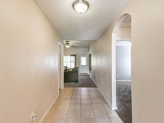 2nd image of 9423 Ivory Trail Ln
