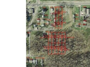 Lake Rd, Geneva, OH 44041