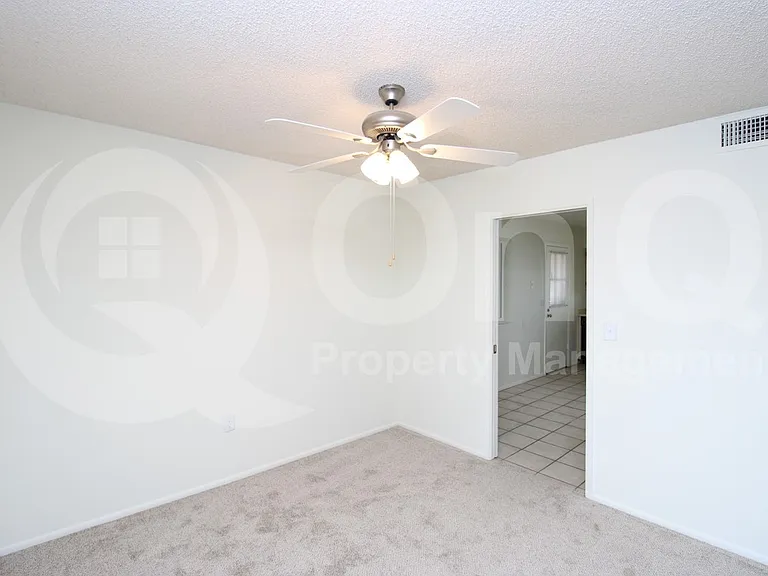 10438 W Rodgers Cir — Photo 14
