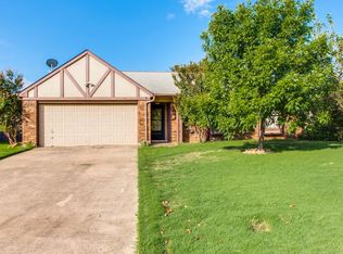 3609 Fairview Dr, Corinth, TX 76210