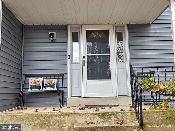 2nd image of 78 Woodland Dr