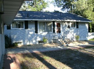 N2070 Shore Dr, Marinette, WI 54143