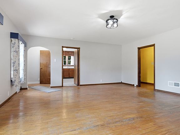 4th image of 1426 E Morrell St