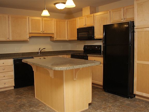 3rd image of 40 Saint Michael Pkwy W #307