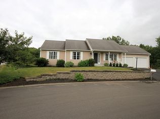 8 Delaney Dr, Littleton, MA 01460