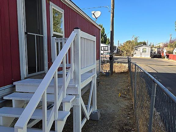 3rd image of 688 Antelope Dr Lot 98