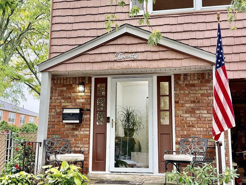 20 Fenway Cir #2