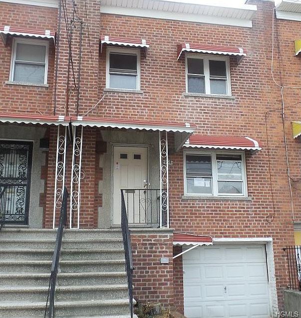 1st image of 958 E 229th St