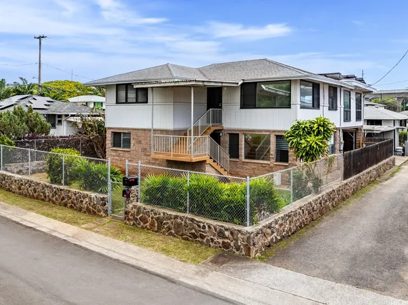 98-121 Kihale Pl, Aiea, HI 96701