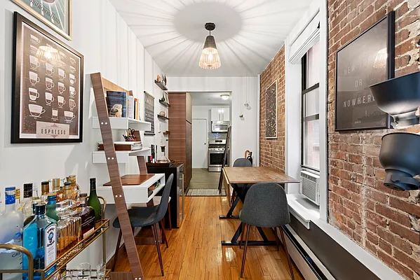 Sold by Compass | media 15