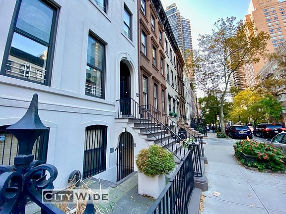 4th image of 255 E 61st St APT 3A