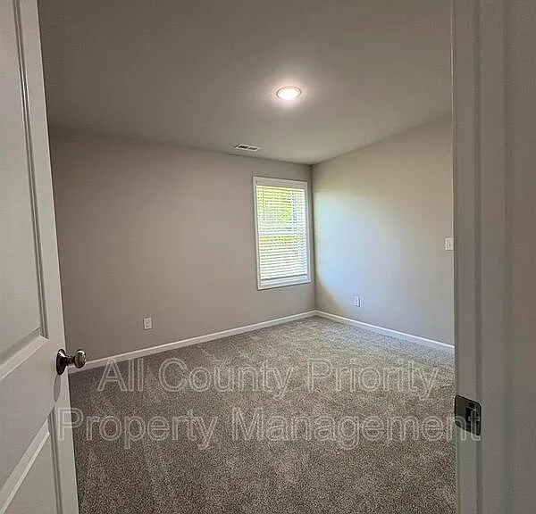 107 Faucette Dr — Photo 13