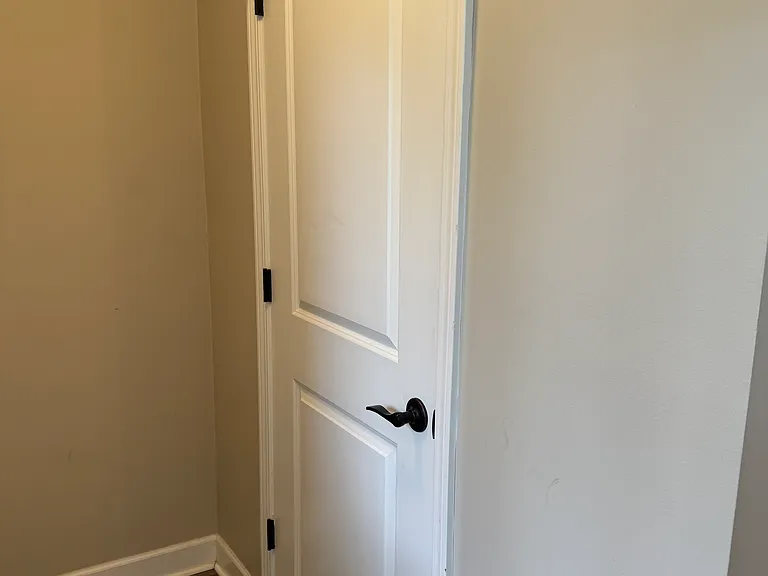 66 Bellvue Dr — Photo 15